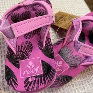 Reef Unisex-Child Little Ahi Sandal